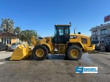 Caterpillar 938K pala gommata